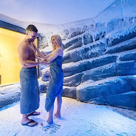 Tannenhof 3* באד הרצבורג